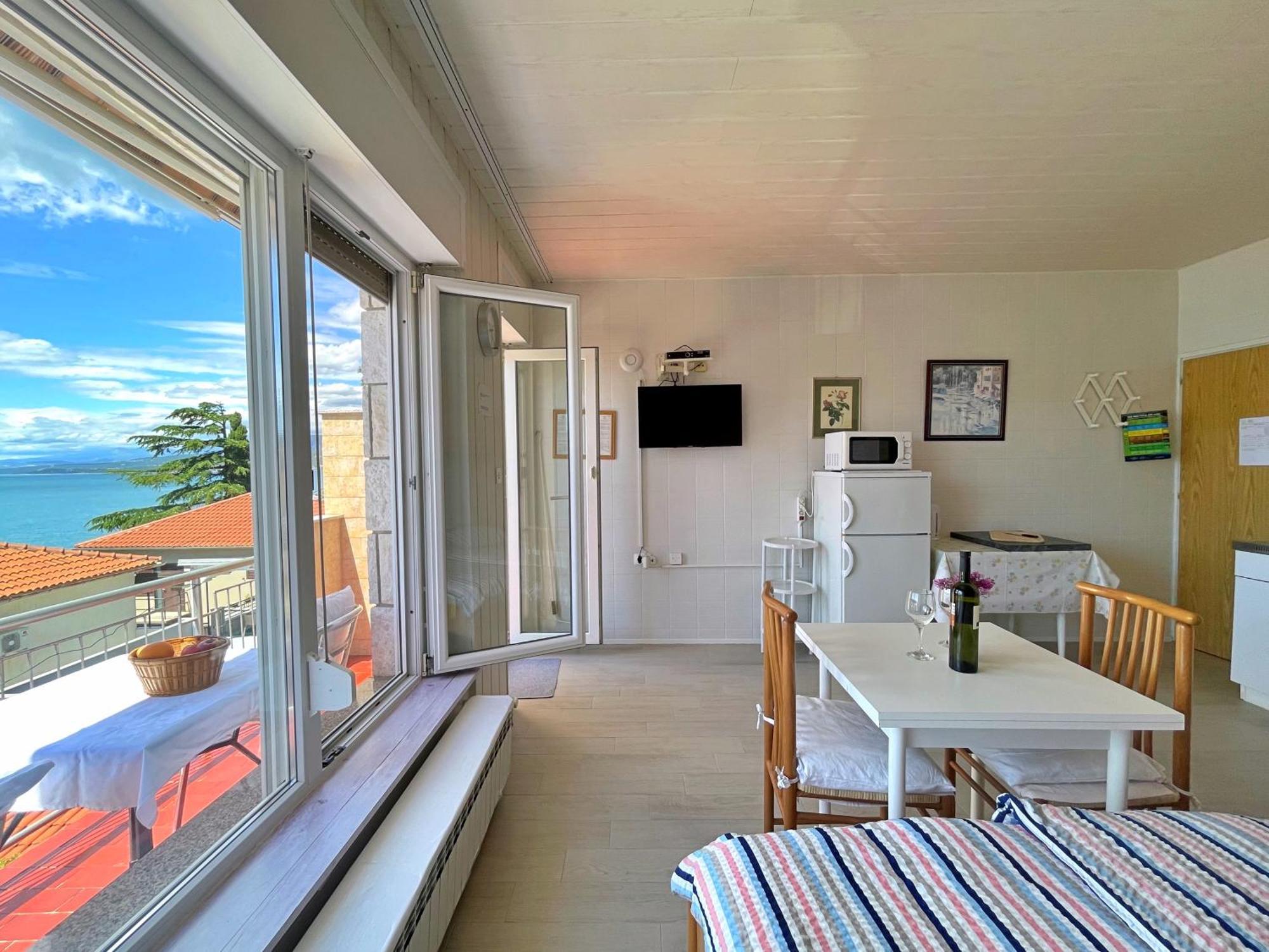 Apartments Nada Šilo Εξωτερικό φωτογραφία
